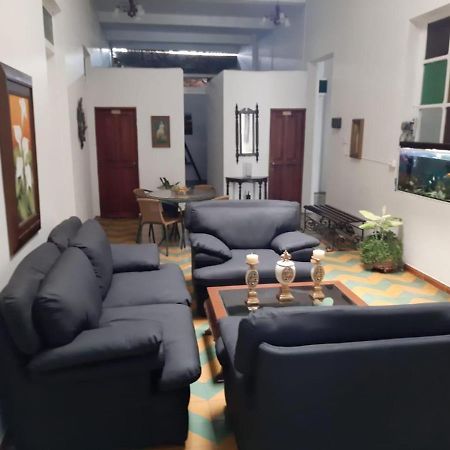 Hotel Anita Puerto Berrio エクステリア 写真