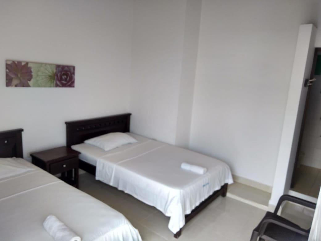 Hotel Anita Puerto Berrio エクステリア 写真