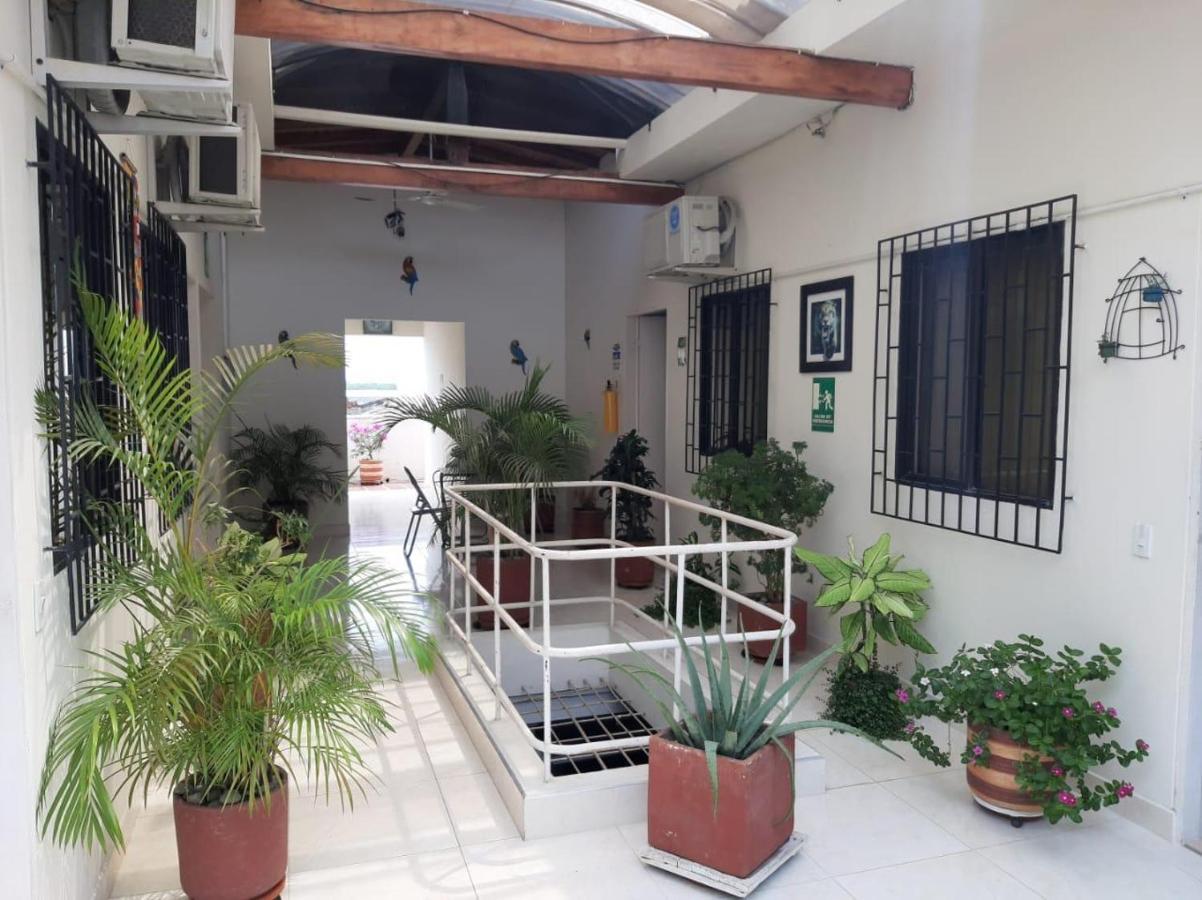 Hotel Anita Puerto Berrio エクステリア 写真