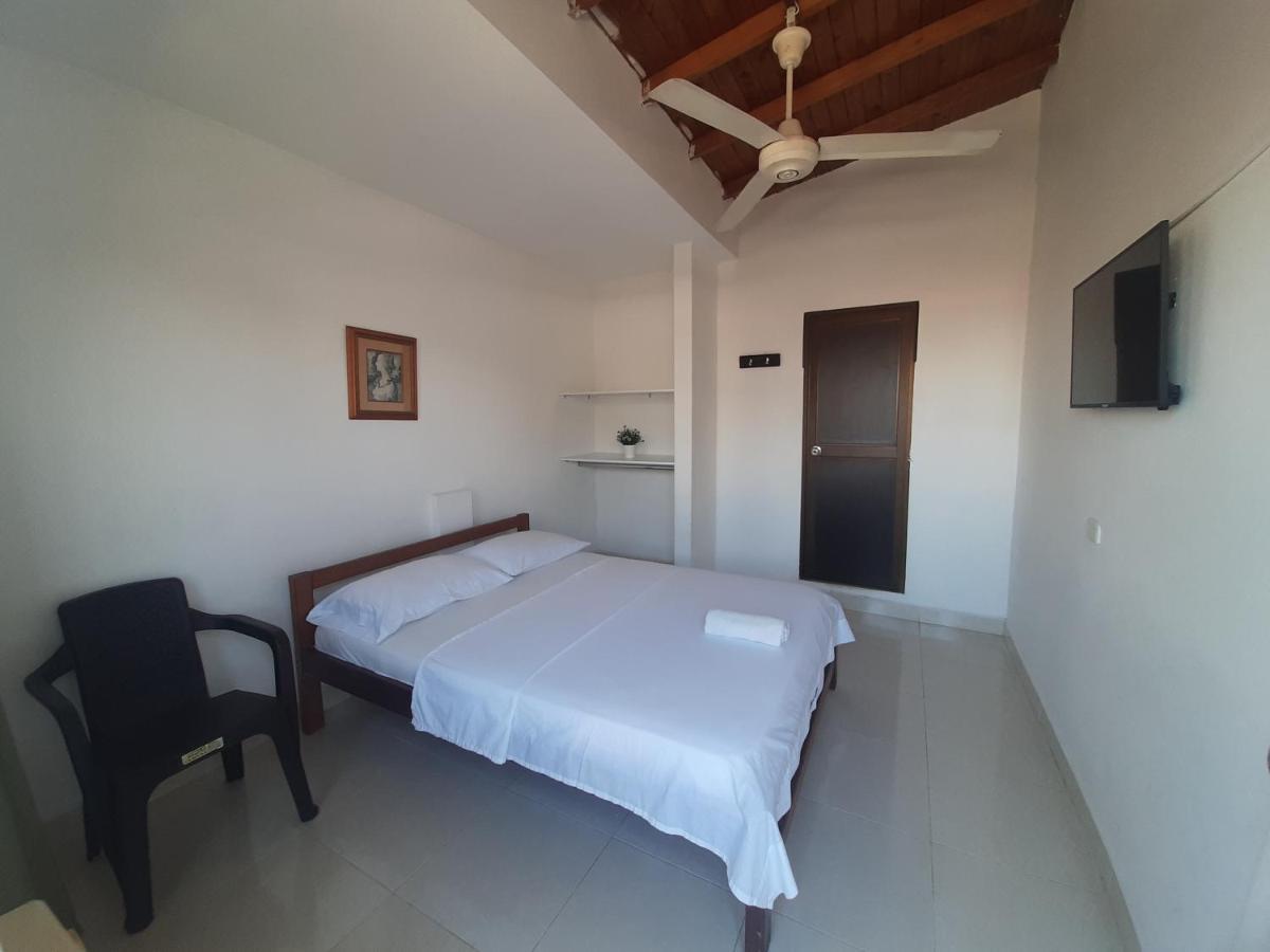 Hotel Anita Puerto Berrio エクステリア 写真