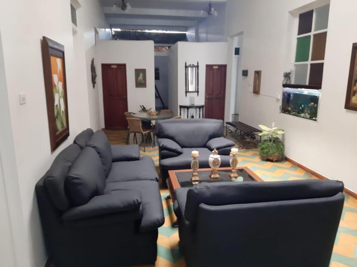 Hotel Anita Puerto Berrio エクステリア 写真
