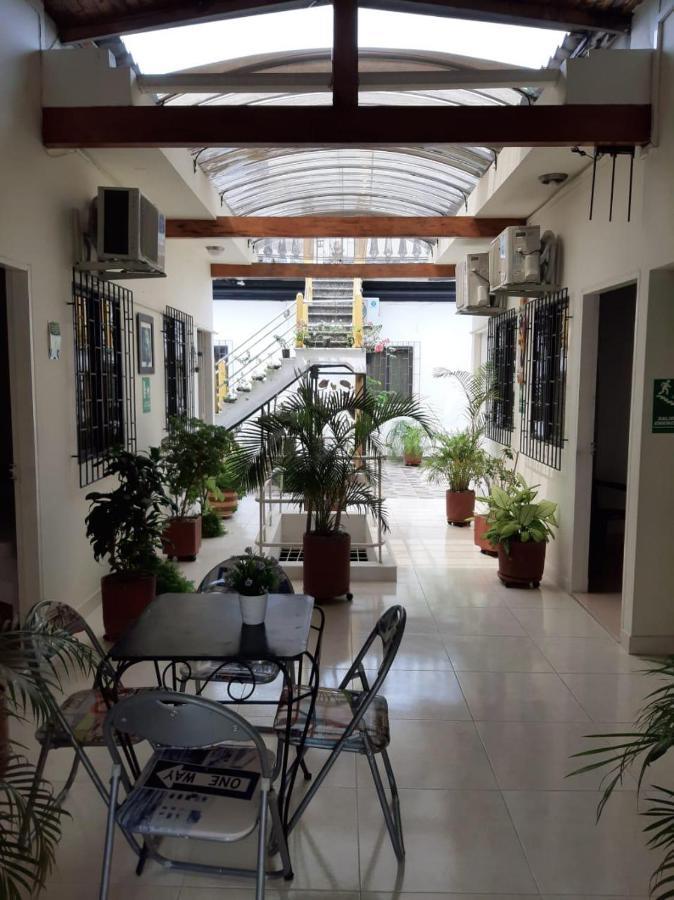 Hotel Anita Puerto Berrio エクステリア 写真